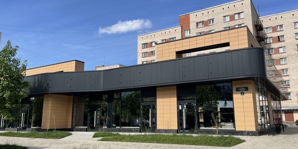 фасад дома, здание по адресу г Санкт-Петербург, ул Руднева, д 2